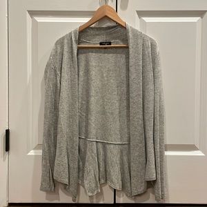 Long sleeved grey cardigan